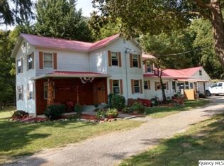 15572 County Highway 57, Hull, IL 62343