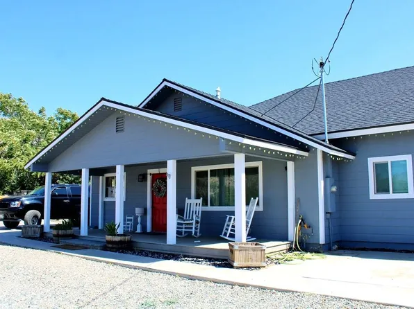 3055 Benton Ave, Lake Isabella, CA 93240
