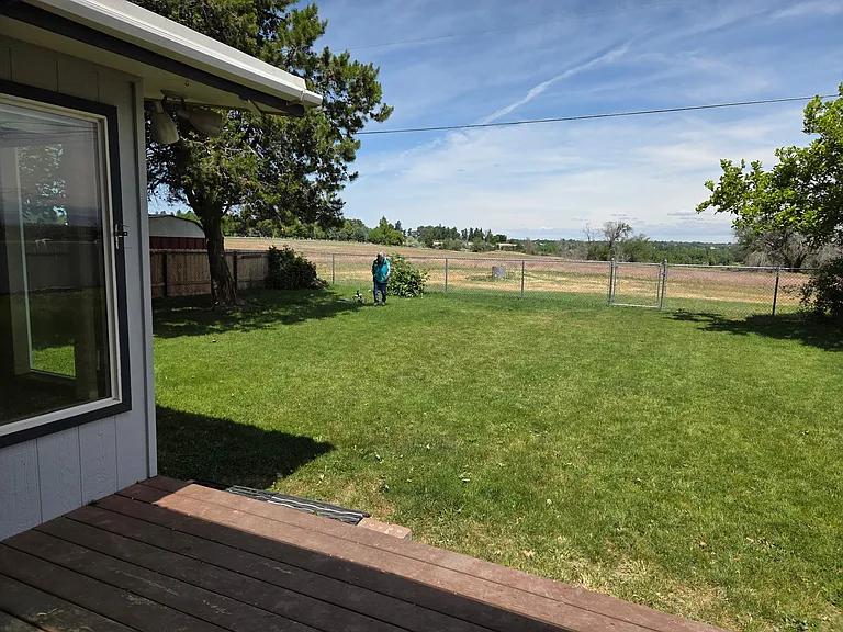 2215 Terrace Dr — Photo 25
