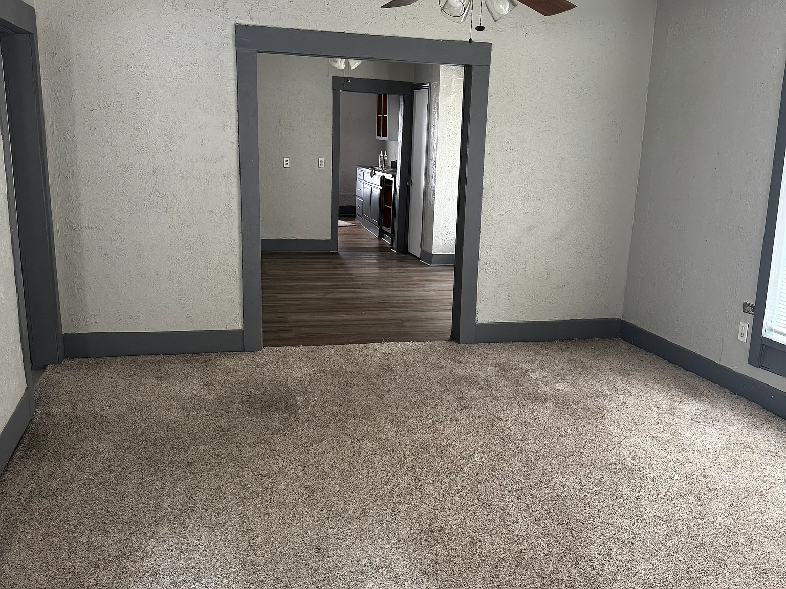 2 bed, 1092 sqft, $650 — Photo 2