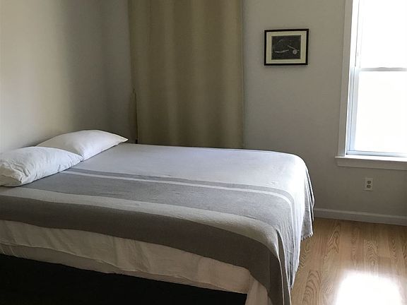 36 Center St - Bedroom