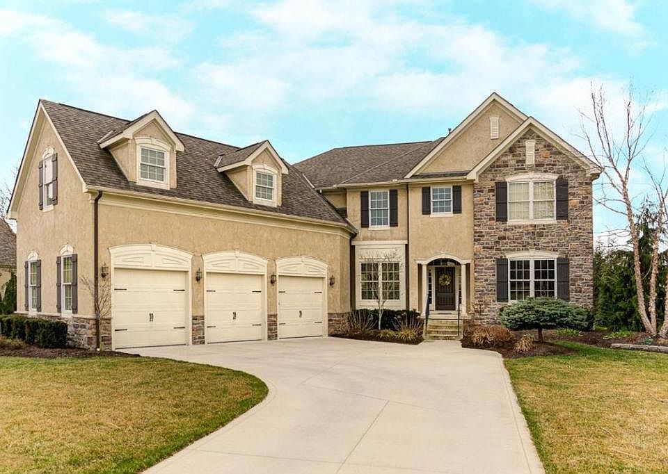 1st image of 6739 Raynor Ct