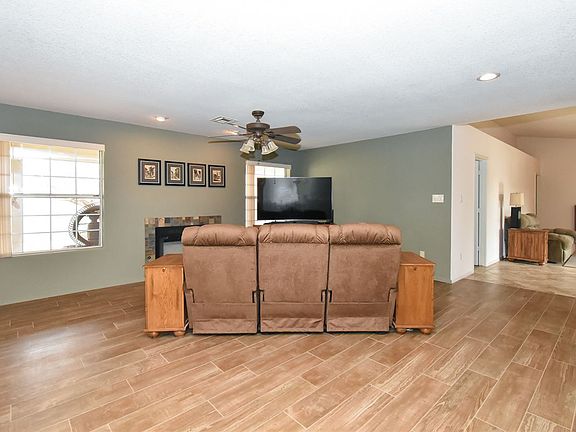 4th image of 13242 S Ave 5 E