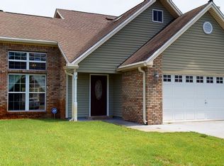 422 Sandy Ridge Cir, Mary Esther, FL 32569