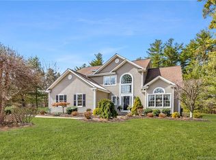 343 Long Meadow Rd, Middlebury, CT 06762