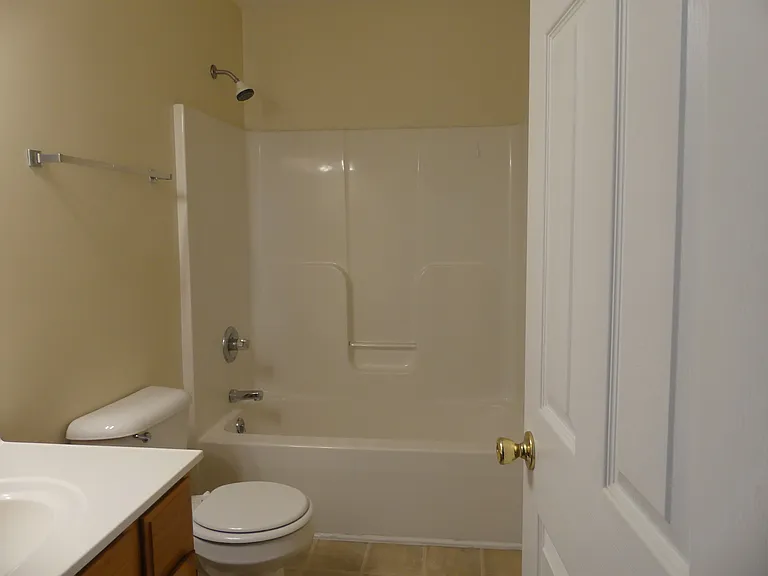 133-135 Hunter Ridge Dr — Photo 27