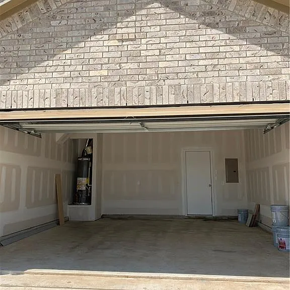 1229 Cliffbrake Way — Photo 3