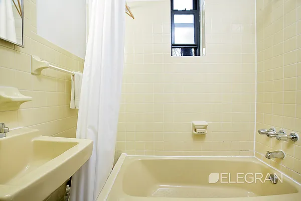 Rented by (Legacy) Elegran | media 17