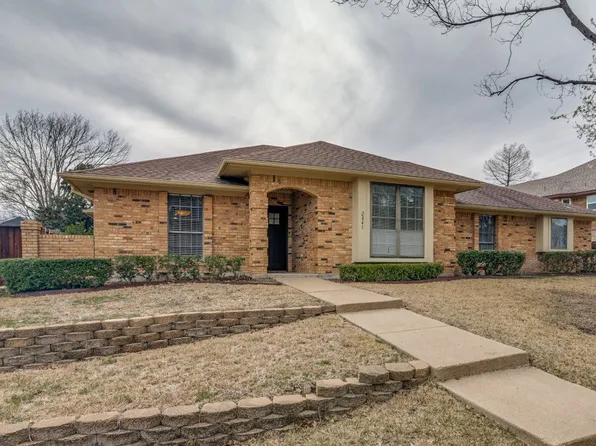 2841 Colleen Dr, Garland, TX 75043