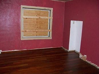 4th image of 2504 Petit St