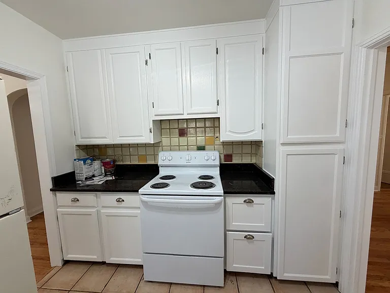 340 S Franklin St — Photo 5