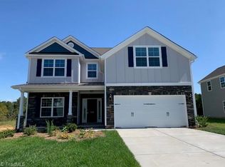 102 Royal Pines Dr #212, Trinity, NC 27370