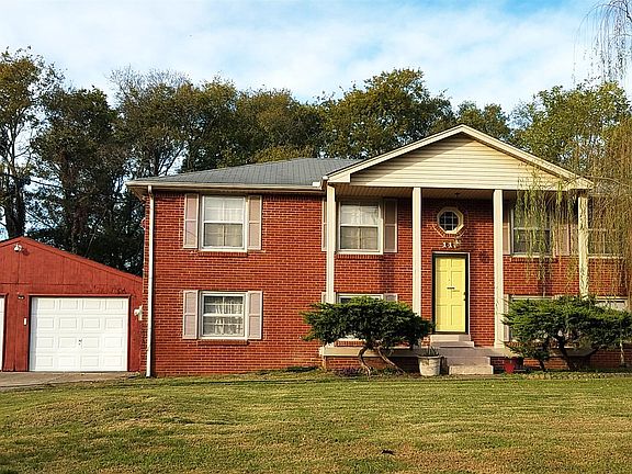 2nd image of 113 Bailey Collins Dr