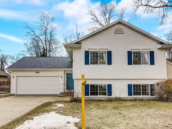 640 Grove St, Portage, WI 53901