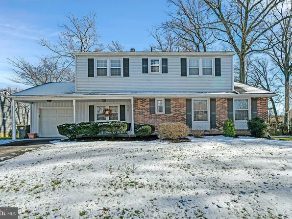 3320 Altamont Dr, Wilmington, DE 19810