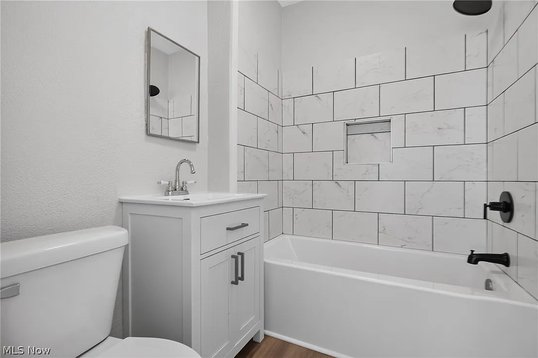 3 bed, 1.5 bath, 1844 sqft, $1,500 — Photo 3