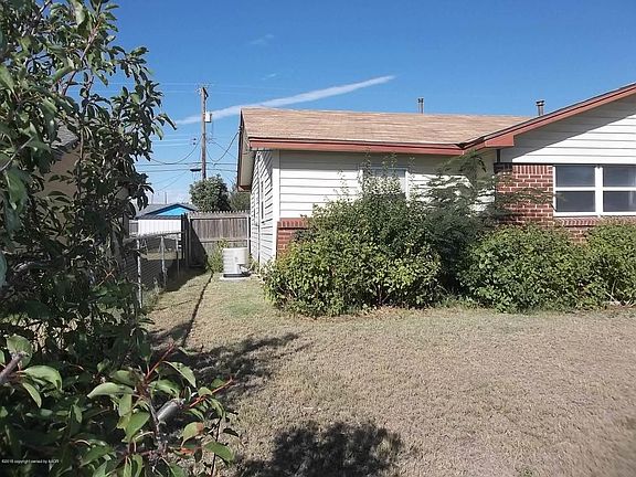 2nd image of 2033 Dahlia St