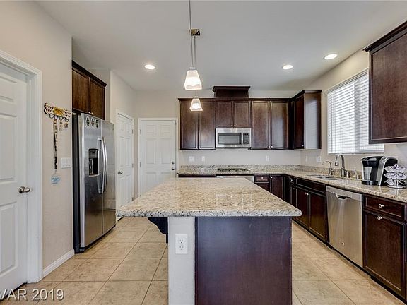 4th image of 6458 Twin Harbors Ct