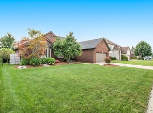 20378 Vine Dr, Macomb, MI 48044