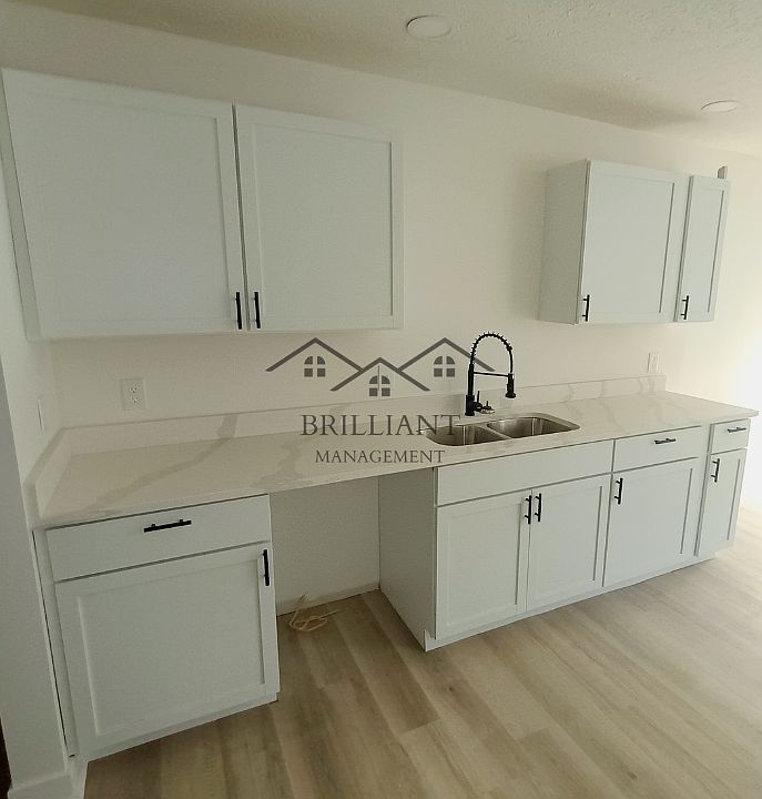 4301 E 16th St 1, Indianapolis, IN 46201 Zillow