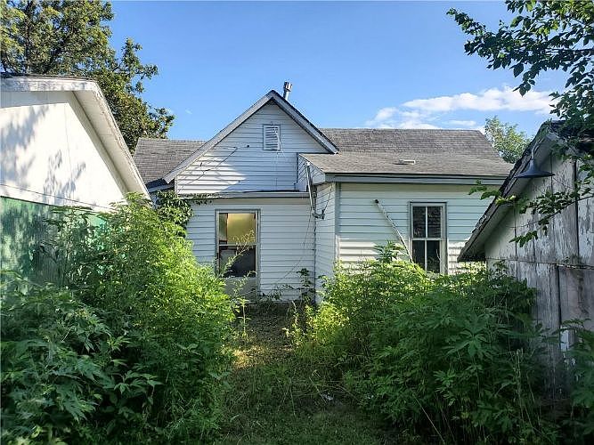 204 W Elm St, Blue Mound, KS 66010 Zillow