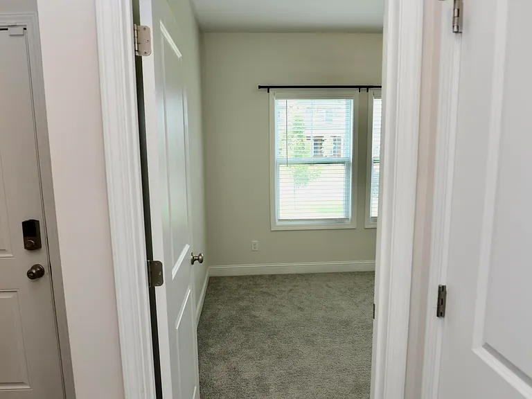 870 Curlew Cir — Photo 13