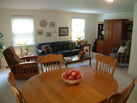 5th image of 2987 Blaketon Ln