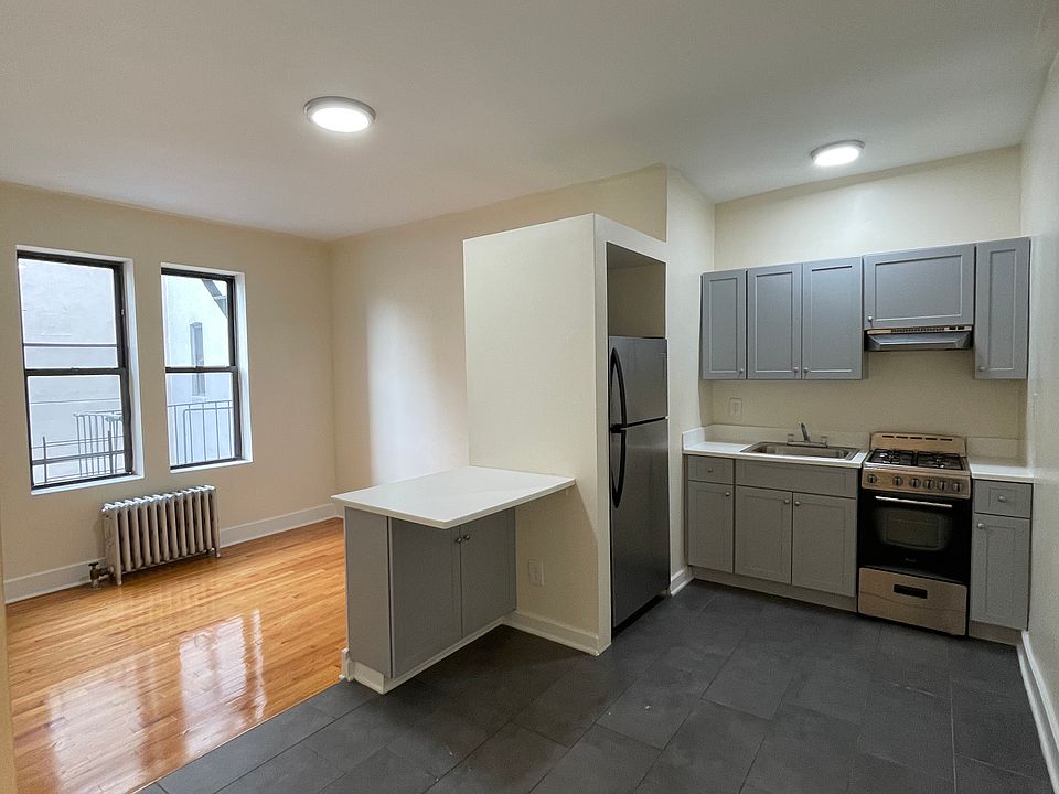 1st image of 3747 61st St APT 2F