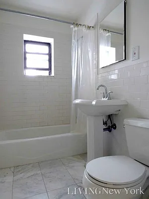 Rented by Living New York | media 13