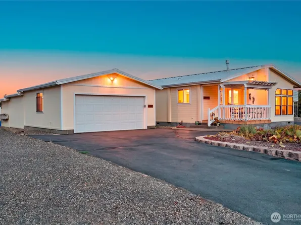 105 Edgewater Way SW, Mattawa, WA 99349