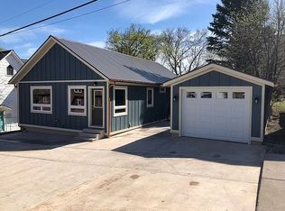 205 2nd St, Houghton, MI 49931