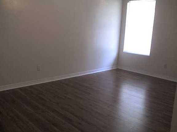 5th image of 2130 Schwab Ct