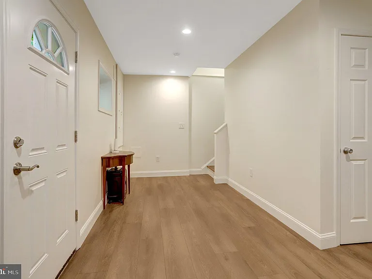 2862 Rosemary Ln — Photo 46