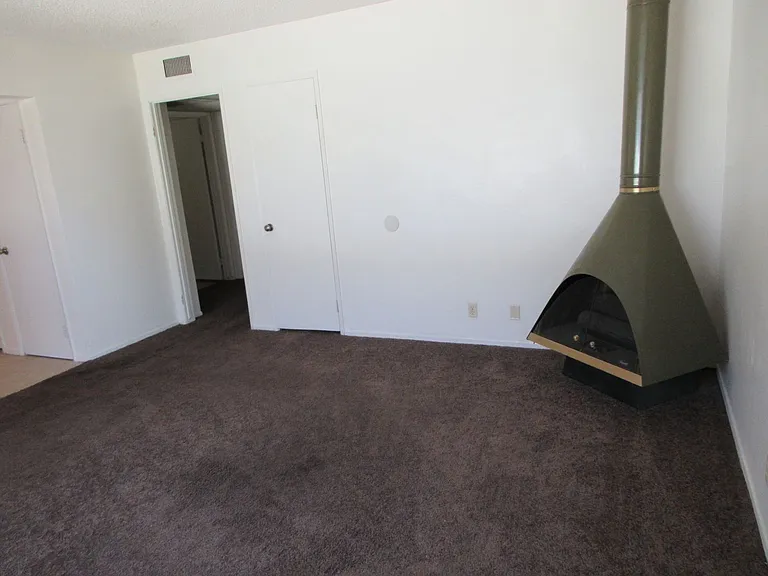228 S Gemstone St — Photo 10