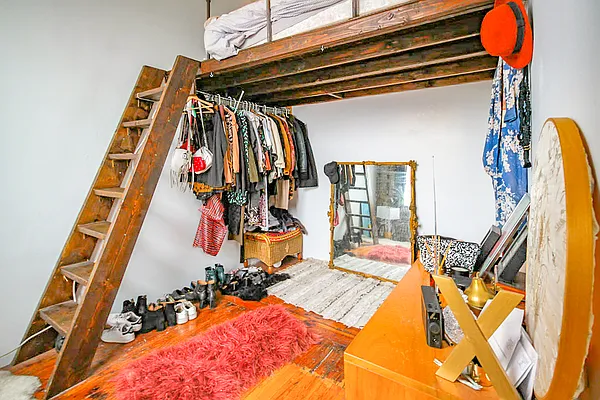 Rented by MySpaceNYC | media 21