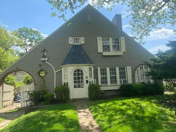 98 Darlington Rd, Deal, NJ 07723