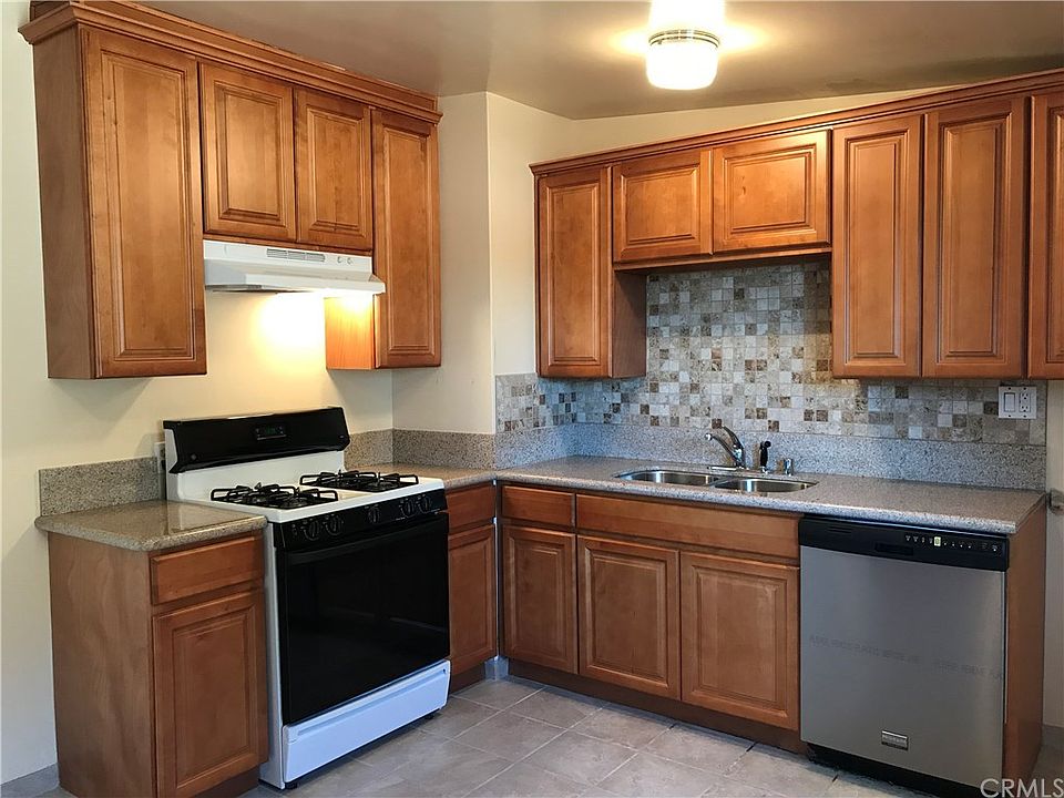 1st image of 513 N Orange Grove Blvd