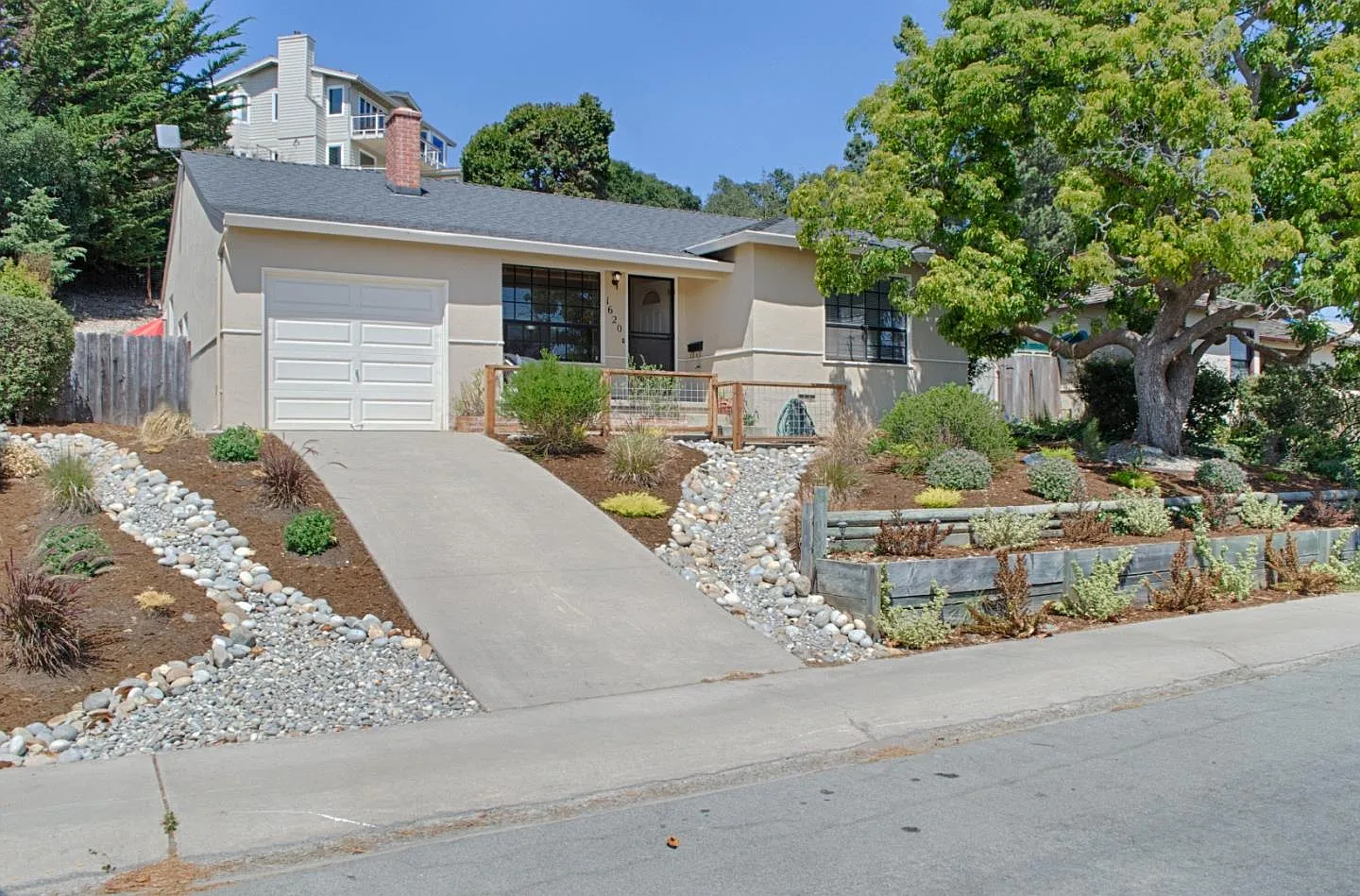 1620 Escalona Dr photo 1