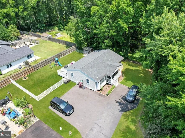105 Bobbit Ct, Stevensville, MD 21666