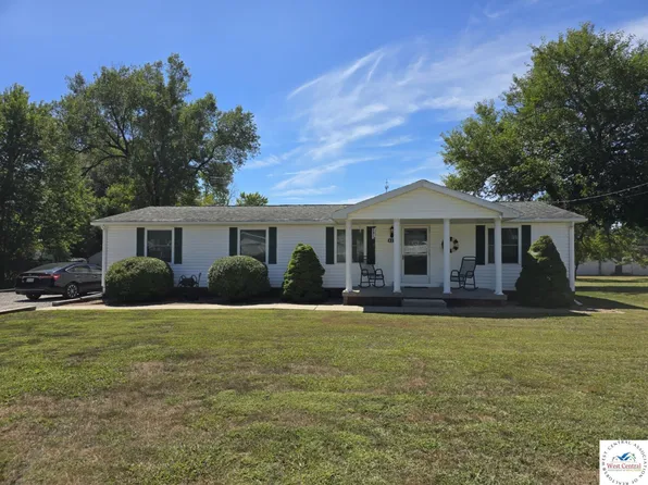 428 W Morgan St, Tipton, MO 65081