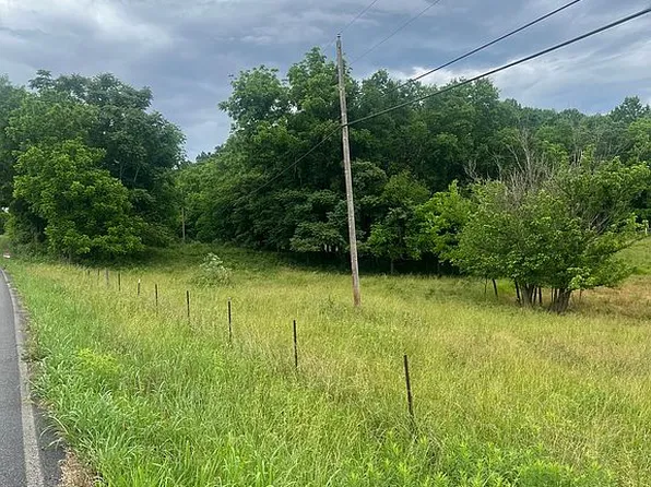 Saint James Rd, Greeneville, TN 37743