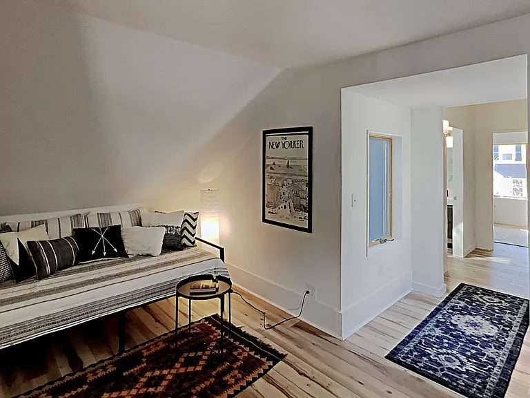 15 Bates St — Photo 26