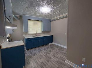 2509 Washington Ave, Victoria, VA 23974