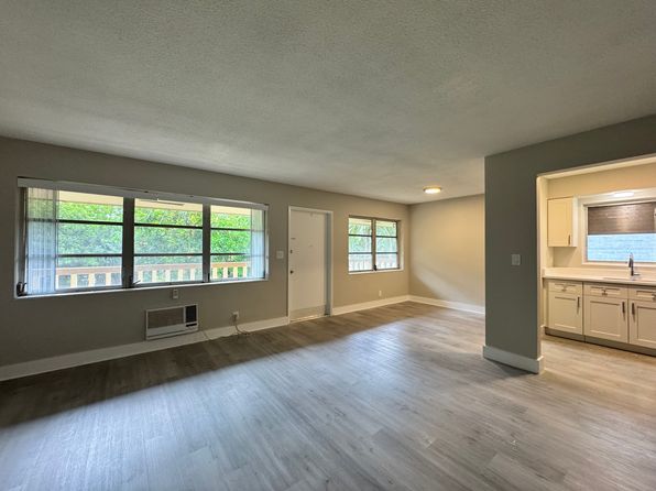 4317 NE 21st Ave APT 7