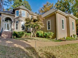 1817 Cross Creek Rd SE, Huntsville, AL 35802