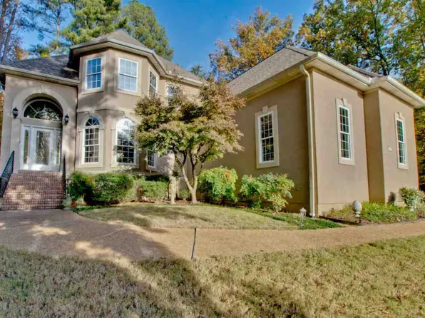 1817 Cross Creek Rd SE, Huntsville, AL 35802