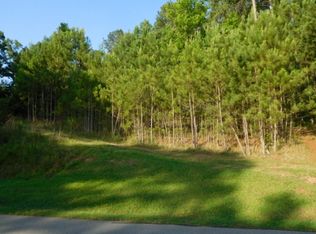1450 Snug Harbor Dr #26, Greensboro, GA 30642