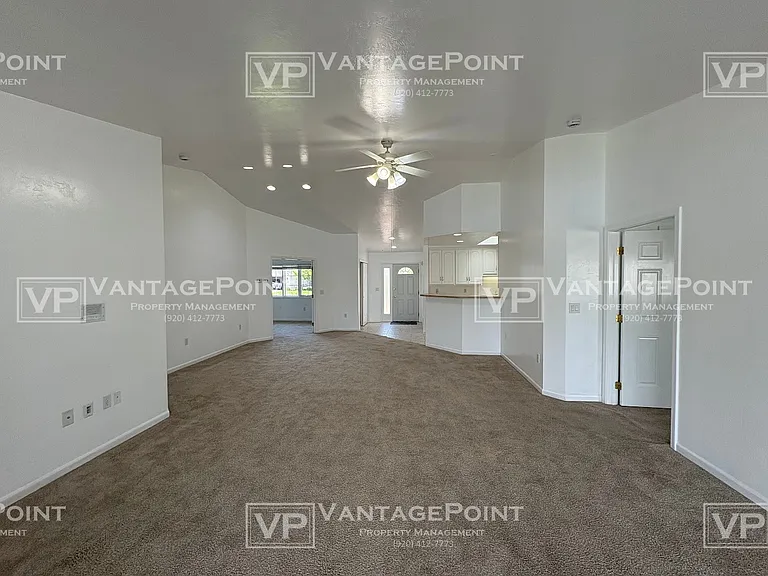 1684 Twin Lakes Cir #1 — Photo 34