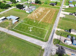 1301 Bill Tindall Ave, Seadrift, TX 77983