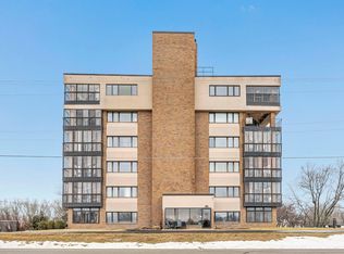 2130 Lost Dauphin Rd UNIT 4N, De Pere, WI 54115